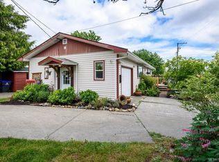 491 26th St, Courtenay, BC V9N6V1