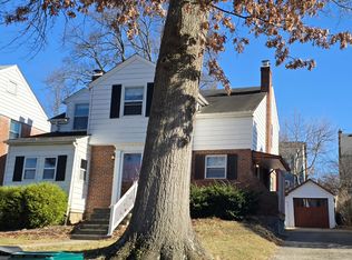 5712 Glengate Ln, Cincinnati, OH 45212