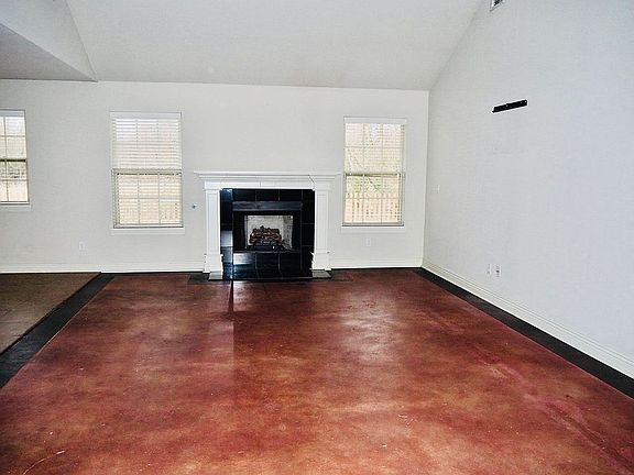4th image of 3819 W Brightwater Pl
