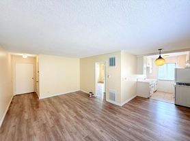 1955 S. Sherbourne Drive, 9