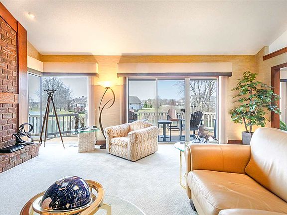 5th image of 2625 Kingston Pt