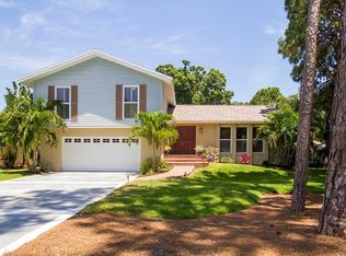 7401 Pine Valley Ln, Seminole, FL 33776