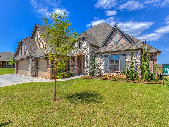 2nd image of 3208 Terrace Park Trl