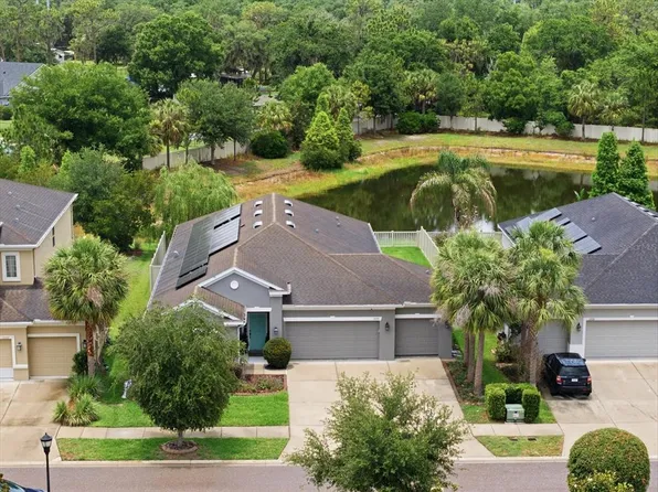 17735 Bright Wheat Dr, Lithia, FL 33547