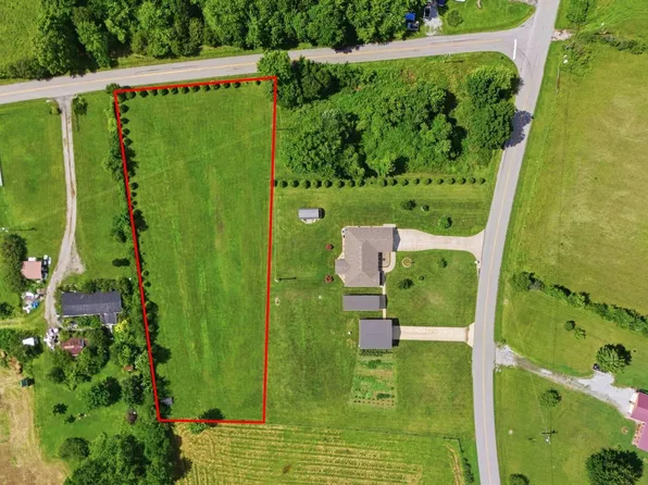 2332 Gaffney Rd, Crab Orchard, KY 40419