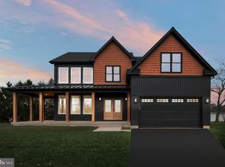 670 Church Rd, York, PA 17404