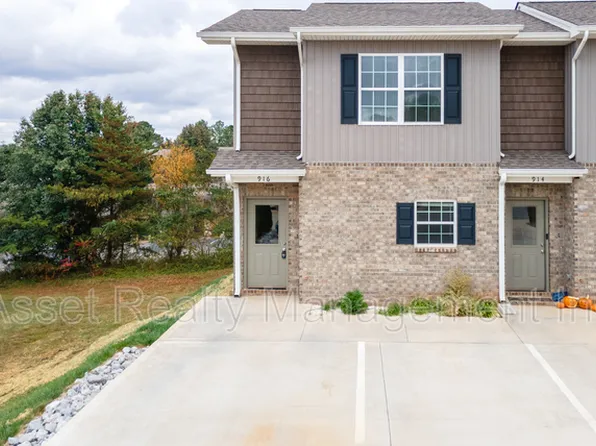 916 Warrior Hill Dr #1, Louisville, TN 37777
