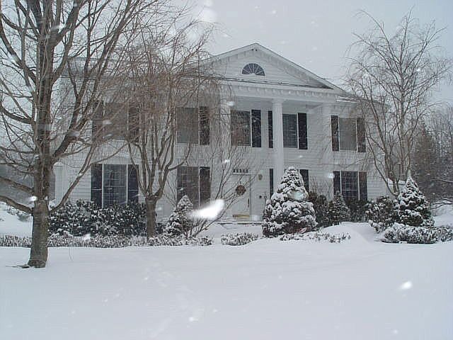 2nd image of 247 Pumpkin Ln
