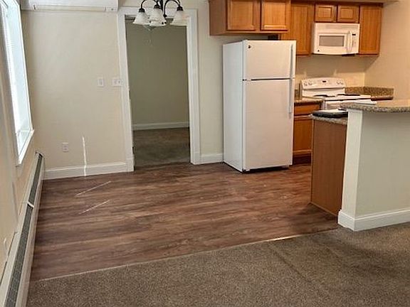 2nd image of 23 Yellowstone Ave #9