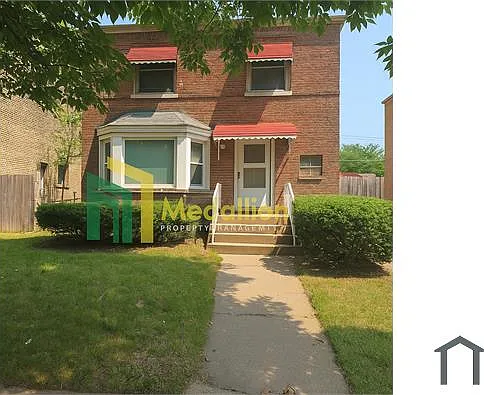 8509 S Yates Blvd — Photo 2