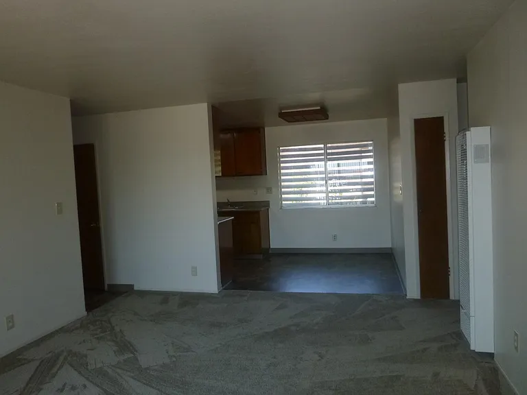 2155 Fairway Dr #2 — Photo 4