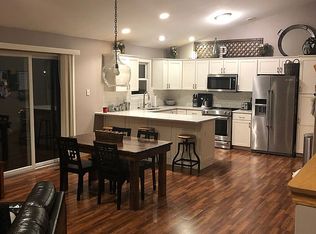 807 Sawgrass Ct, Eldridge, IA 52748