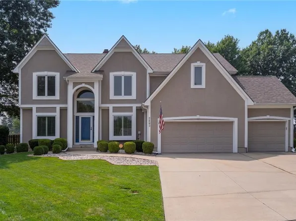 2403 SE 5th Ter, Lees Summit, MO 64063