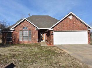 2704 Forrest Cir, Durant, OK 74701
