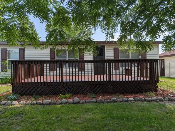 330 Livingston St, Hillman, MI 49746