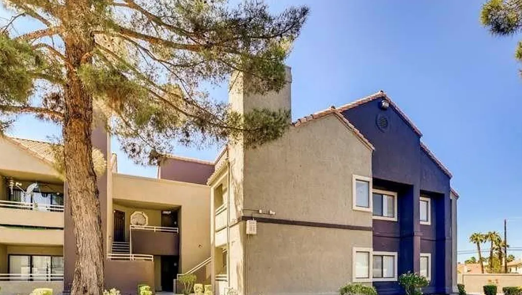 2 bed, 1091 sqft, $1,625 — Photo 1