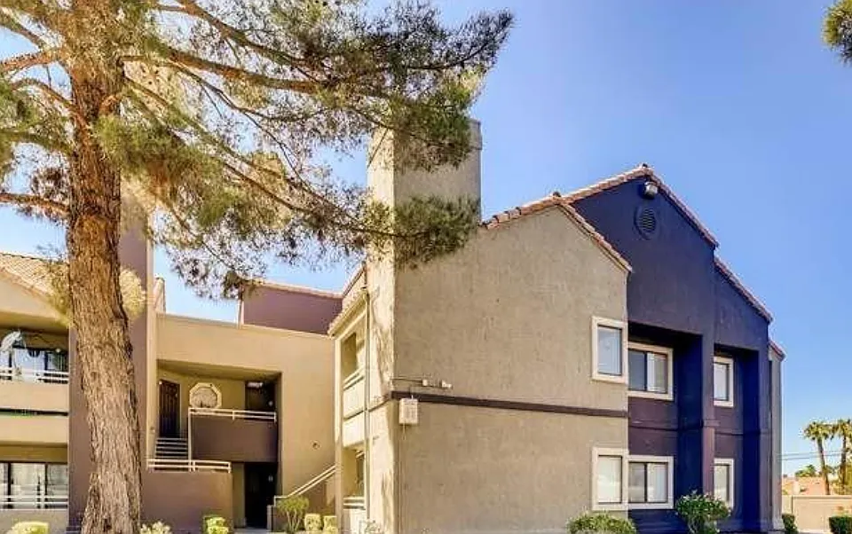 5048 S Rainbow Blvd #205