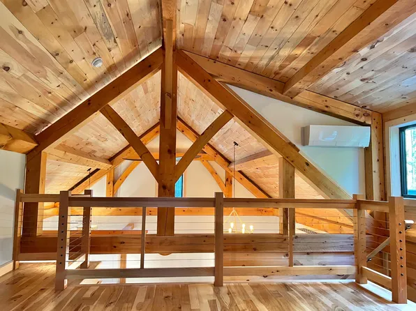 (undisclosed Address), North Yarmouth, ME 04097