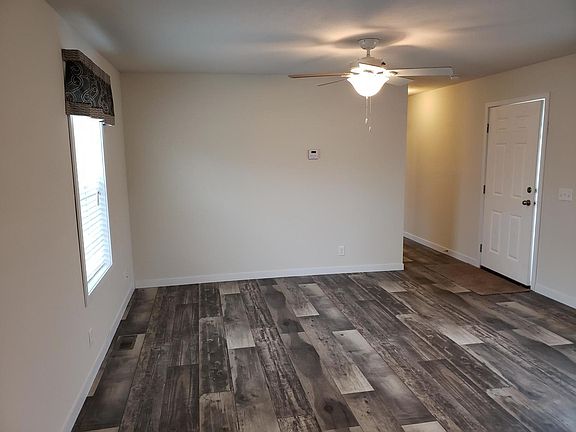 4th image of 1250 Paree St #646