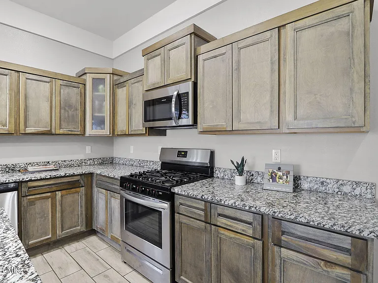 14932 John McNeely Ave — Photo 11