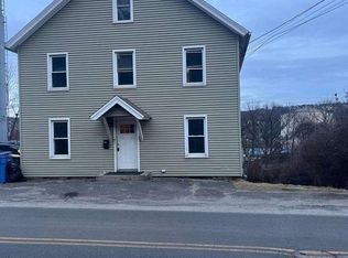 401 S Leonard St, Waterbury, CT 06708