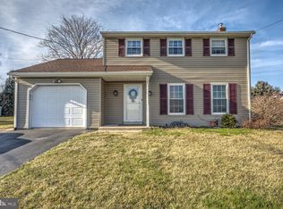 227 Tobacco Rd, Ephrata, PA 17522