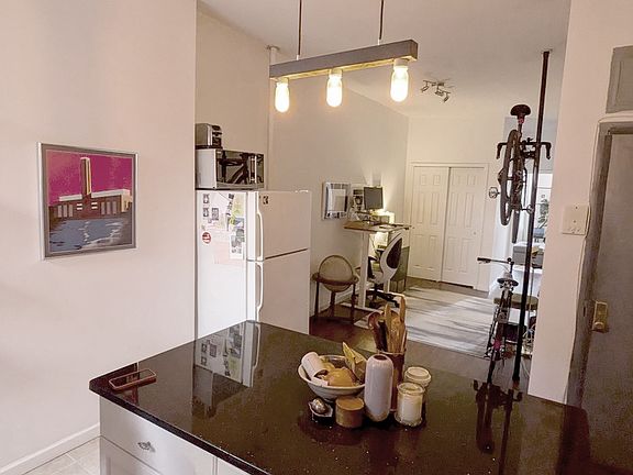 3rd image of 349 5th Ave APT 4R