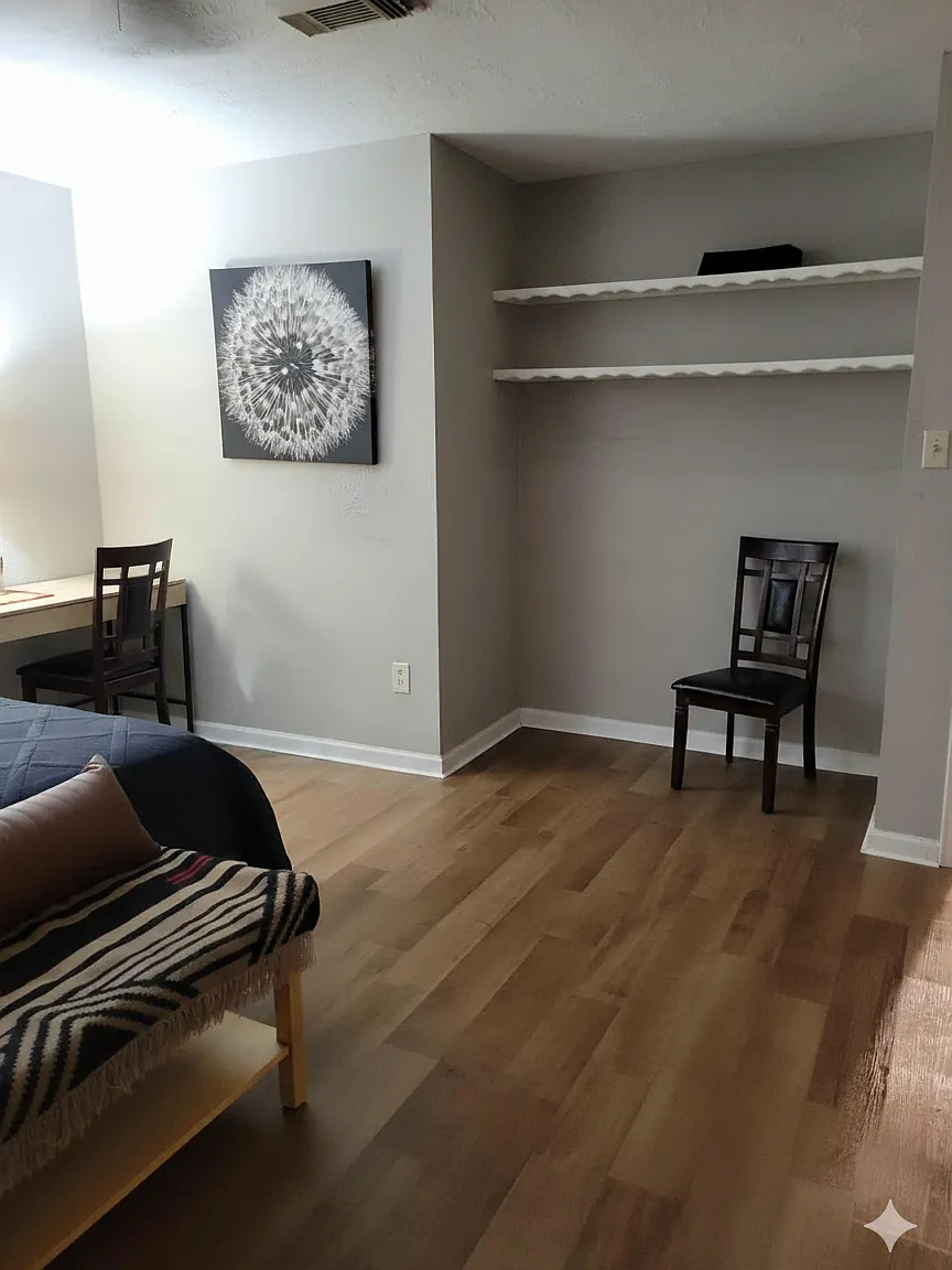 3 bed, 1585 sqft, $4,300 — Photo 1