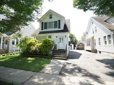 164 Burbank Ave, Staten Island, NY, 10306