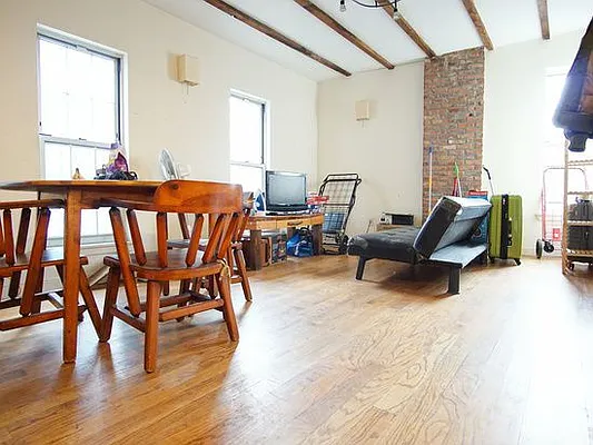 Rented by Nooklyn NYC LLC | media 2