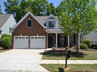 6430 Ridgeview Commons Dr, Charlotte, NC 28269