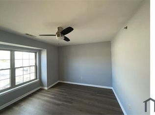 1260 Sugarwood Cir APT 301, Baltimore, MD 21221