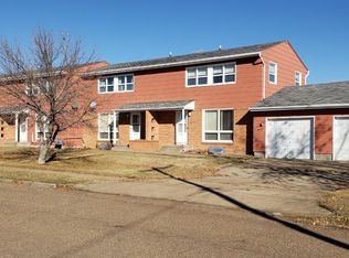 376 Poplar St #C & D, Glasgow, MT 59230