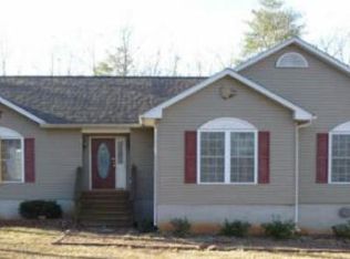3941 Red House Rd, Appomattox, VA 24522