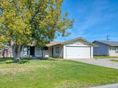 115 San Jose Ave, Clovis, CA, 93612