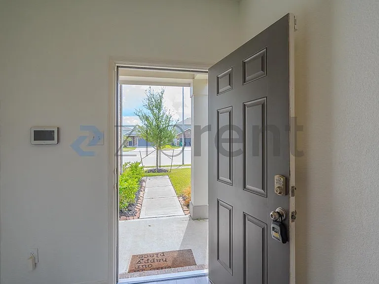 10007 Yellow Bell Dr — Photo 5