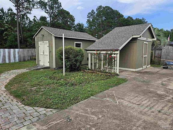 3rd image of 631 Seapine Cir