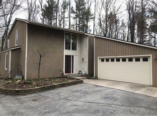 3700 Partridge Ln, Green Bay, WI 54313