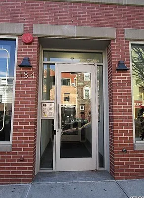 Rented by Voro, LLC | media 12
