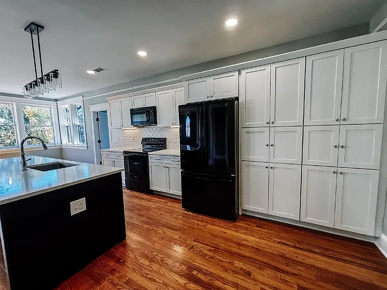 195 Tradd St #B — Photo 9