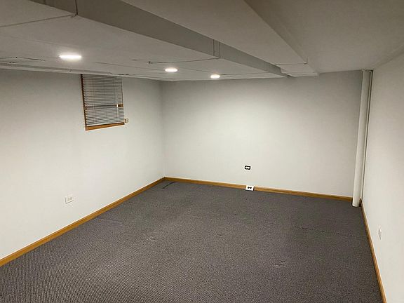 4th image of 6059 N Sauganash Ave #1