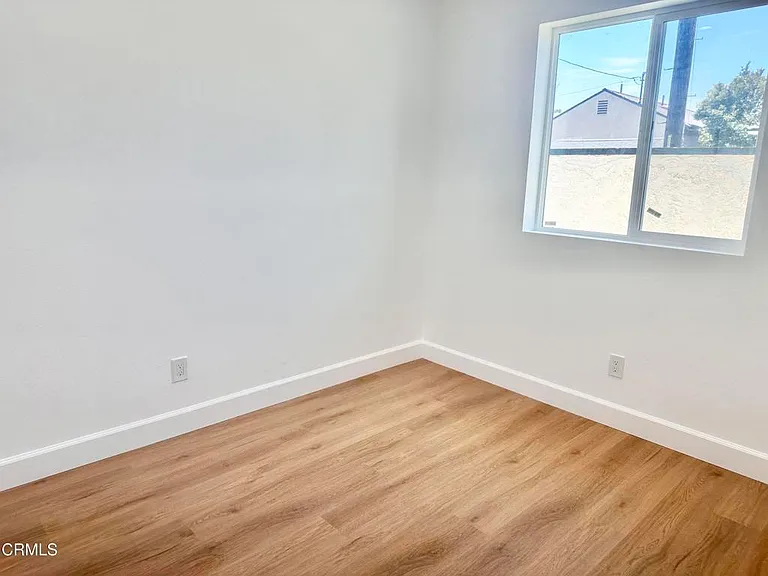 324 N J St — Photo 6