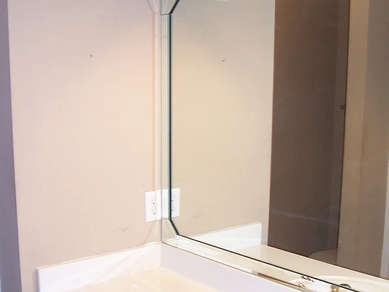 102 Henderson Rd — Photo 5