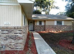 2nd image of 1751 SE 39th St