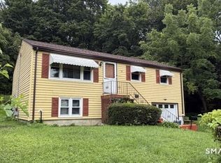 18 Hillside Street, Danbury, CT 06810