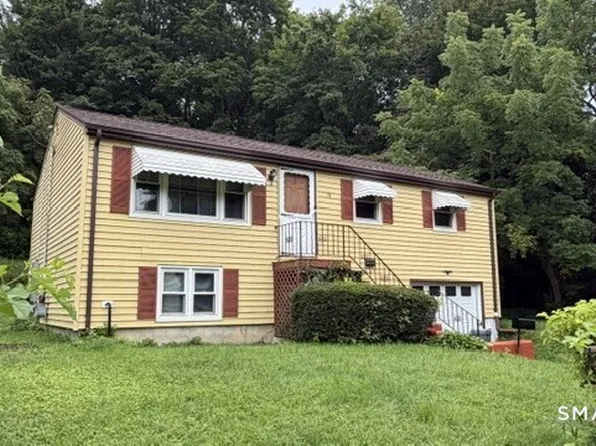 18 Hillside Street, Danbury, CT 06810