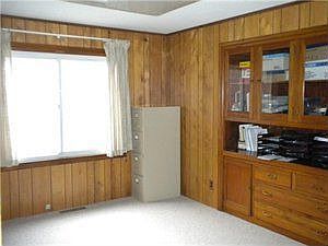 4th image of 8675 Main St