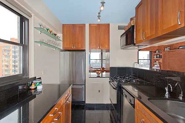 Sold by Brown Harris Stevens | media 9