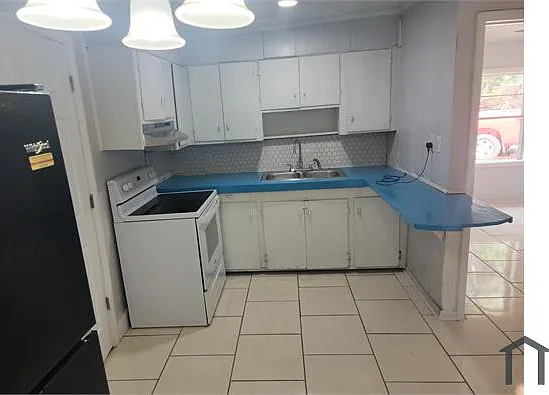 2141 Bayvale Rd #B — Photo 1