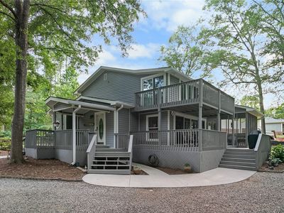 124 Peninsula Point, Starr, SC, 29684